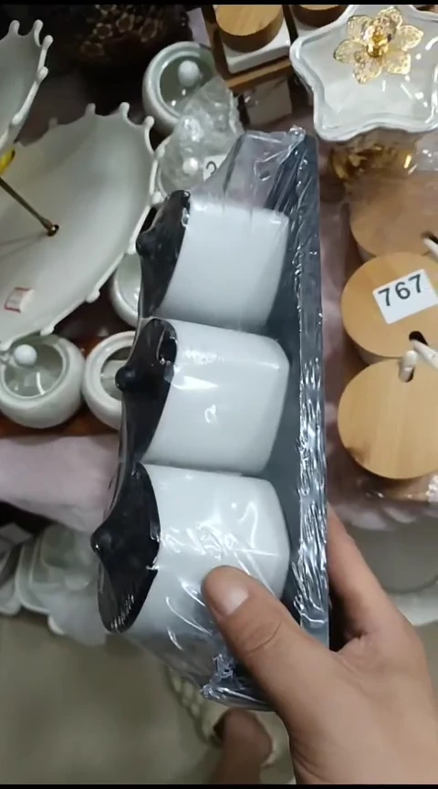 瓷桃心调味罐三件套