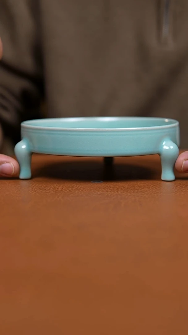 盘仿古天青纯手工三足笔洗瑕薄宝