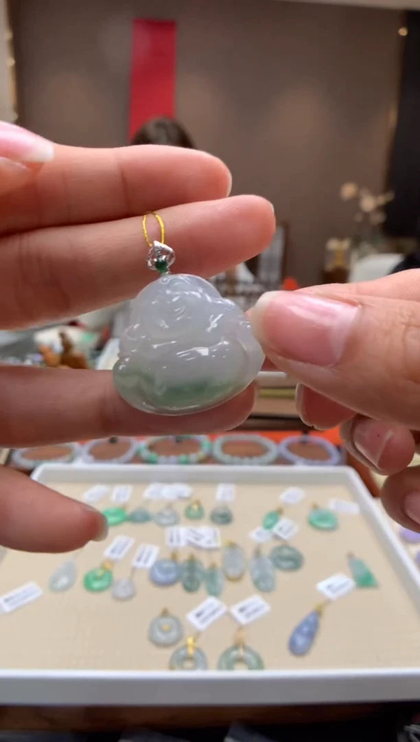 【闪购商品】翡翠颈饰18K金镶嵌佛公