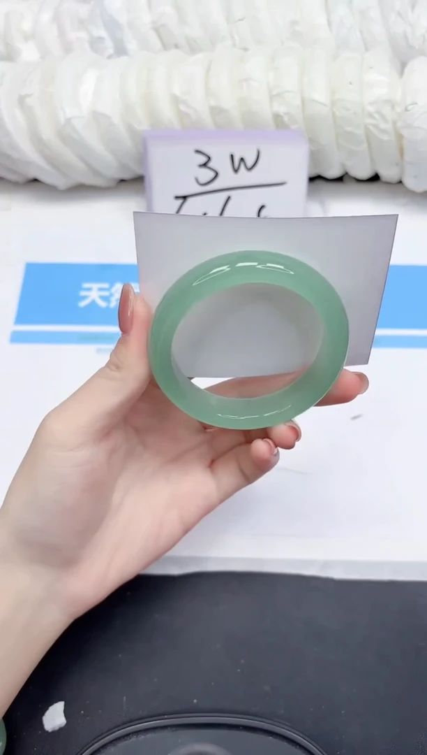 未镶嵌手镯石英质玉172-56-仪式感