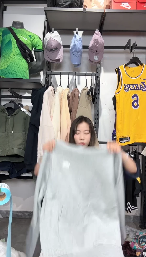 1016   编码 瑕疵款直播间过款为准 尺码