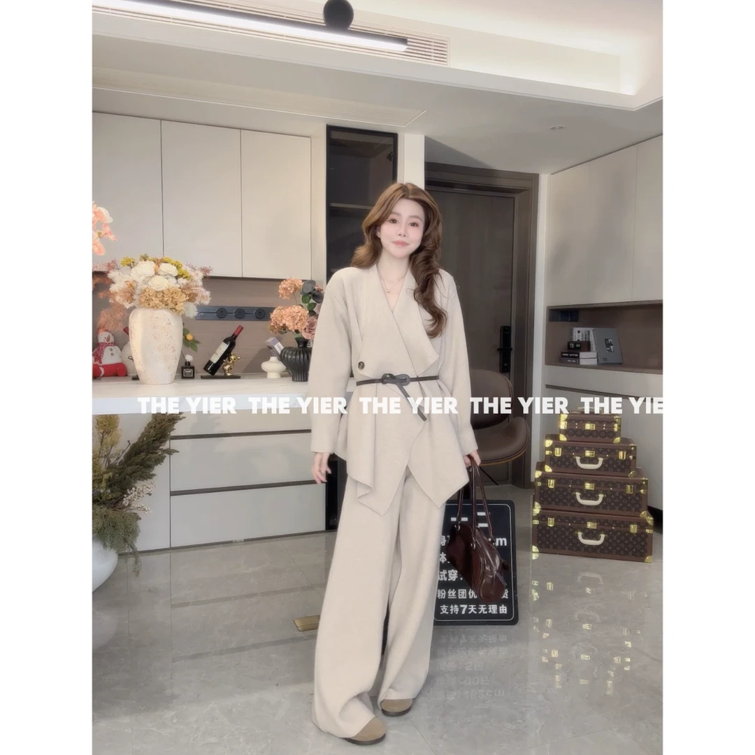 2025法式时尚套装秋冬宽松高质感穿搭丁达尔风江南风