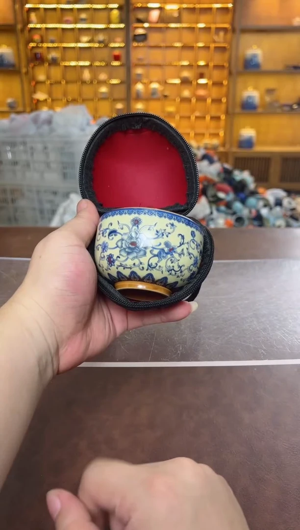 瓷片青花黄汝铜钱杯带包