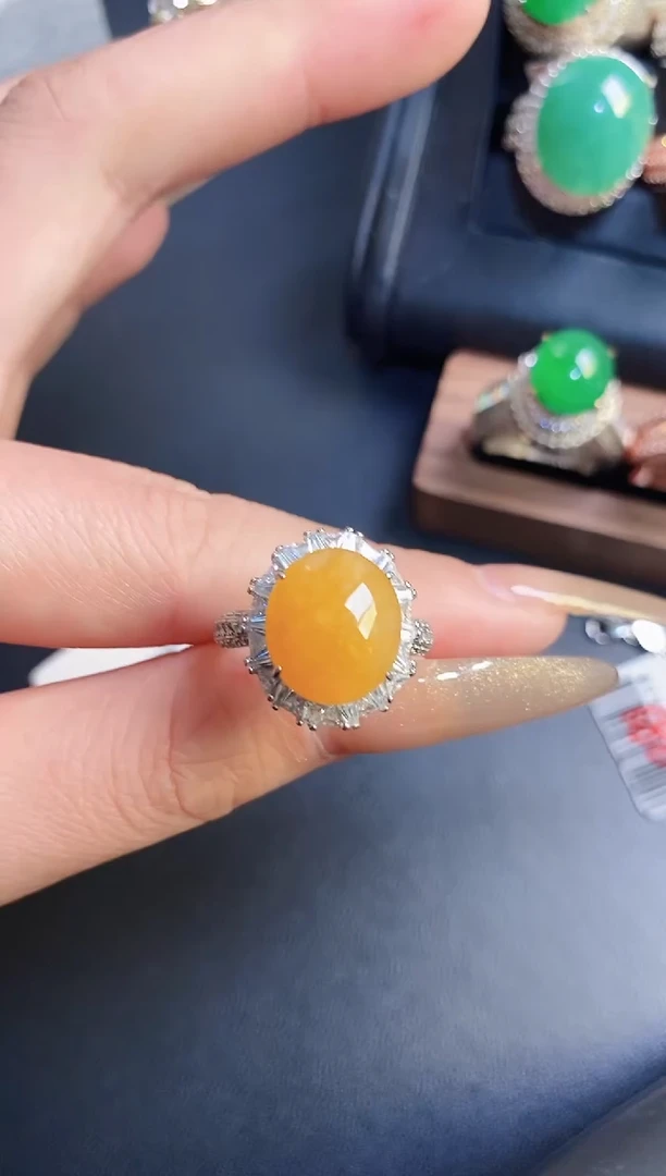 银S925镶嵌戒指翡翠W**莹天然