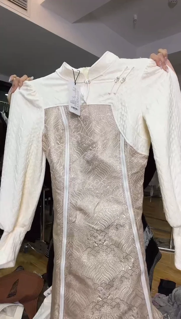 S码         95斤  卫衣裙