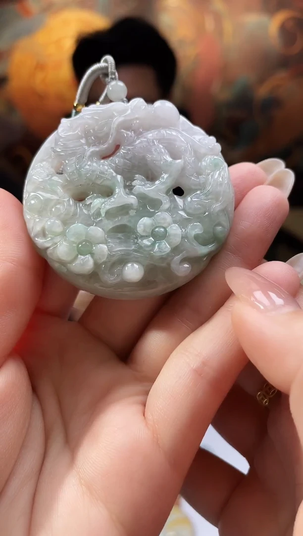 颈饰未镶嵌翡翠翡翠多样性发其一