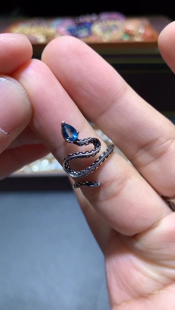 【闪购商品】托帕石戒指未镶嵌K15