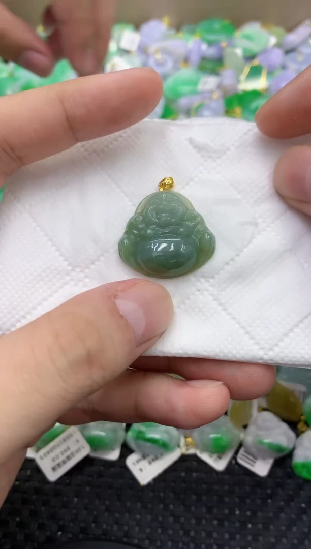 颈饰未镶嵌翡翠天然缅甸翡翠A货