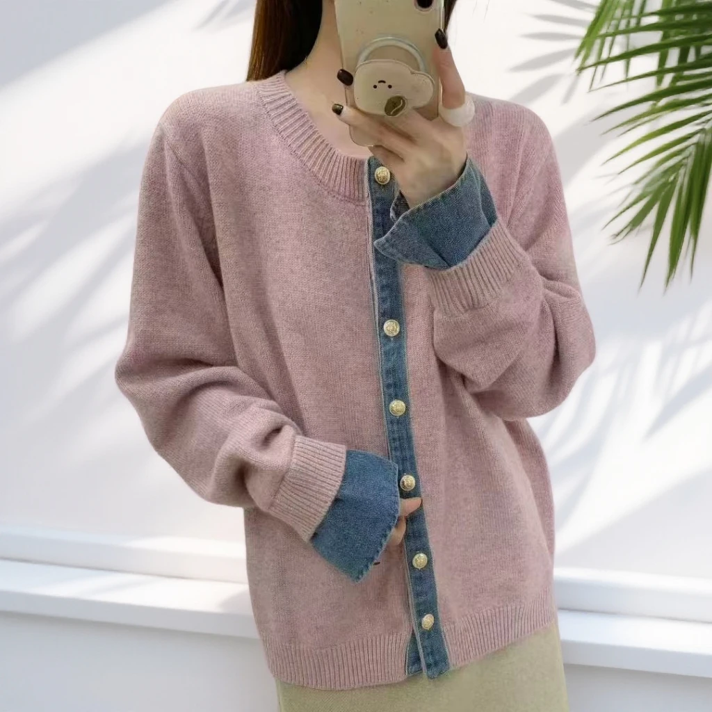 726 纽扣牛仔拼接毛衣