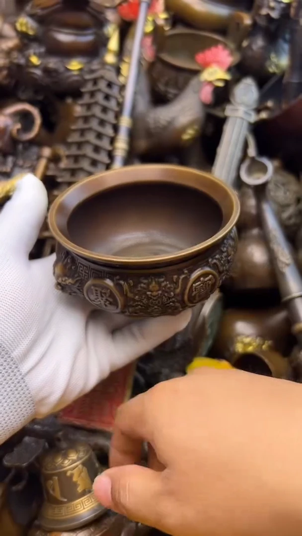 精美铜器，点击下单