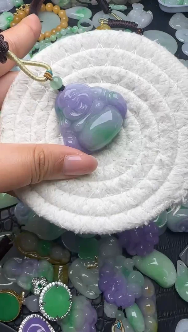 颈饰未镶嵌翡翠缅甸翡翠吊坠