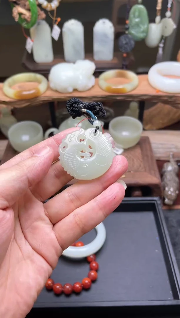 【闪购商品】和田玉吊坠未镶嵌D且末青白玉鱼化龙9004253