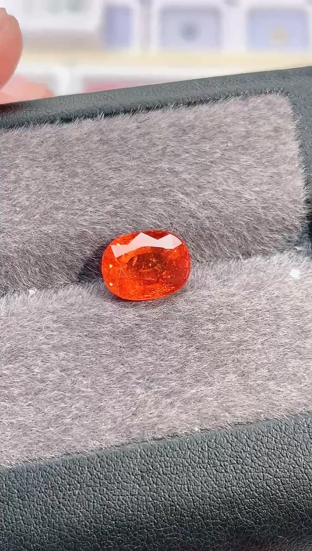 未镶嵌裸石石榴石（芬达石）4.19-2095天然芬达石