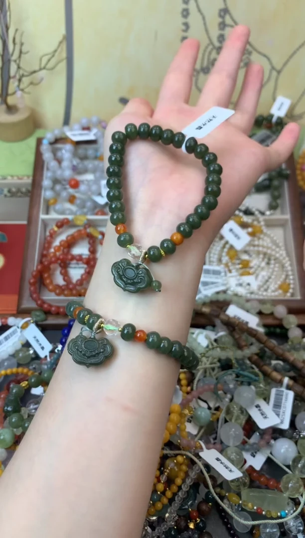 手饰和田玉未镶嵌152