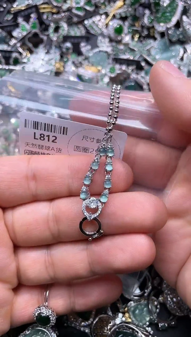 【闪购商品】翡翠颈饰未镶嵌L812项链