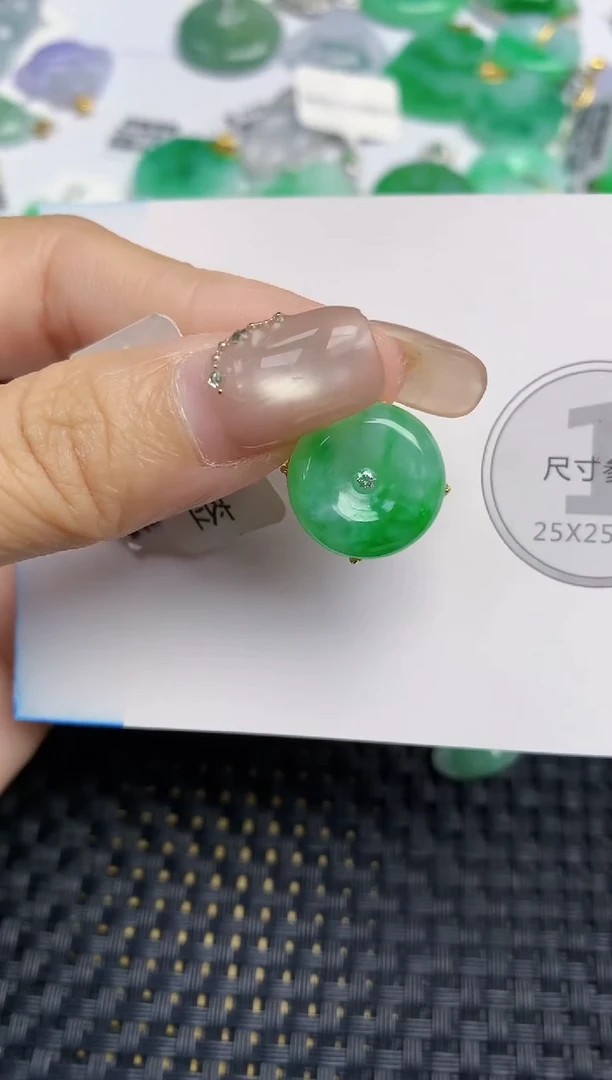 颈饰未镶嵌翡翠天然缅甸A货翡翠百元以上9元证书费自理