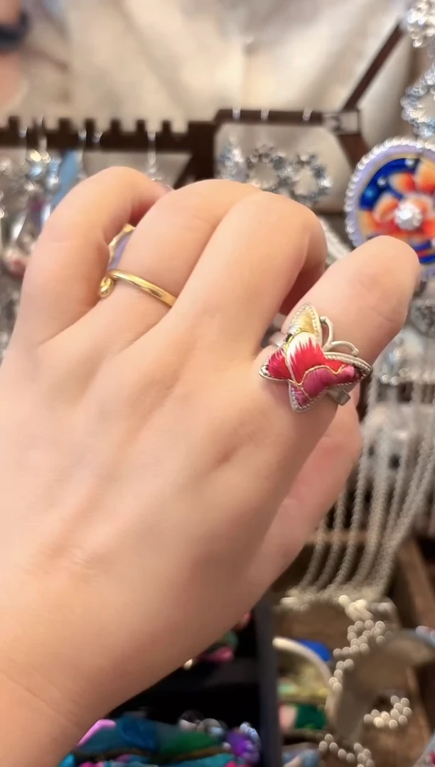织绣云织谣民族风精美饰品  464