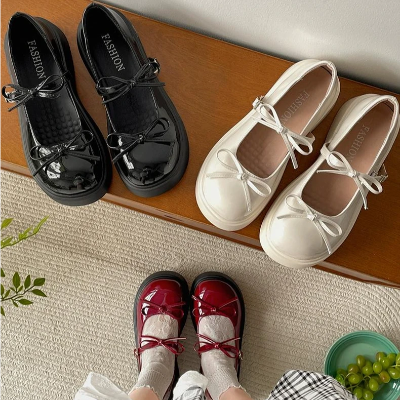 红色法式复古浅口厚底单鞋女2025新款春秋配裙子JK百搭玛丽珍鞋子