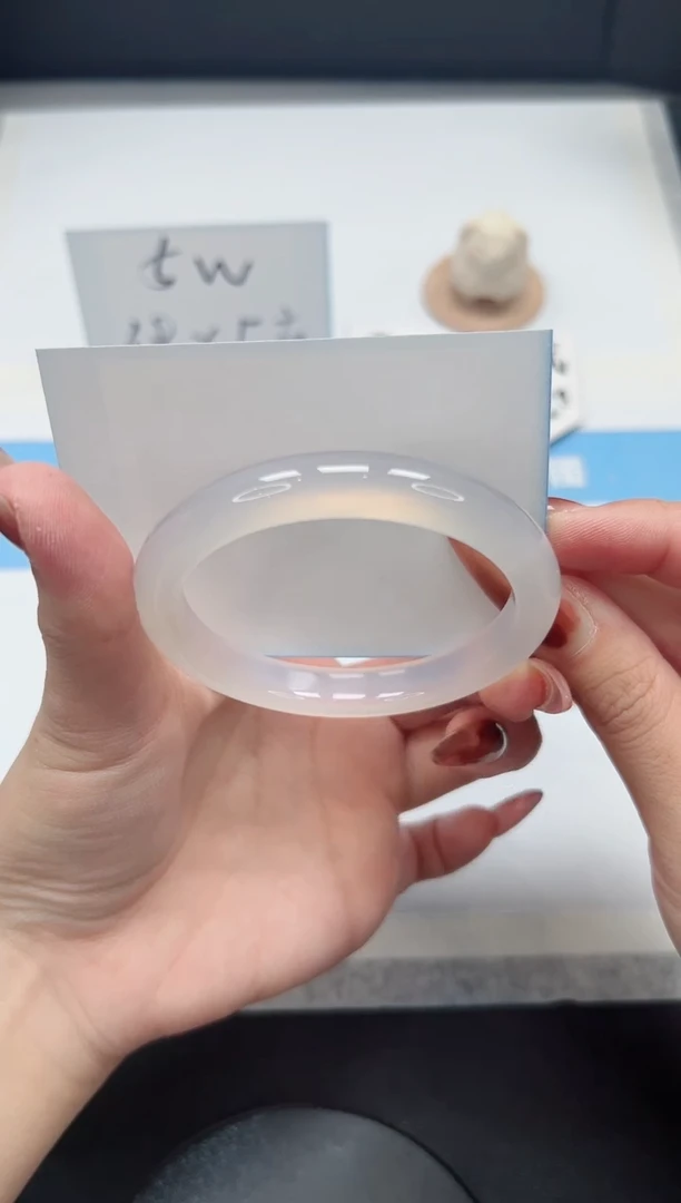 【闪购商品】玛瑙/玉髓手镯未镶嵌132/57.2荔枝