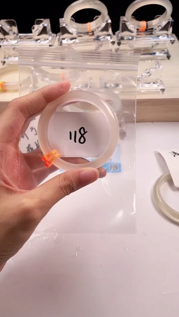 玛瑙/玉髓手镯未镶嵌118-5+