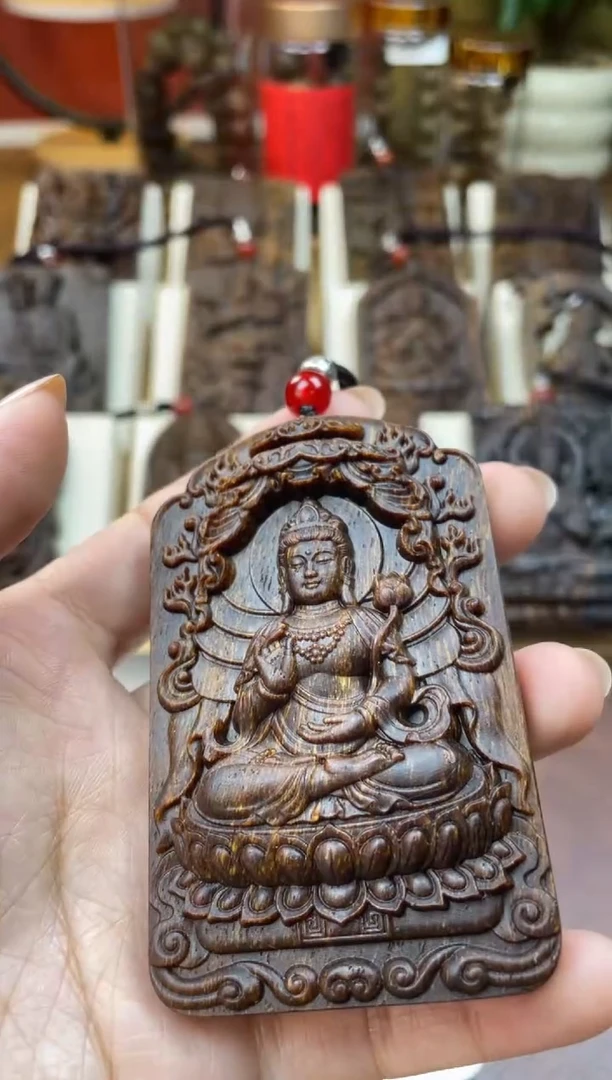 木木雕款芽庄 十二生肖守护 大势至菩萨 8cm 送养香瓶