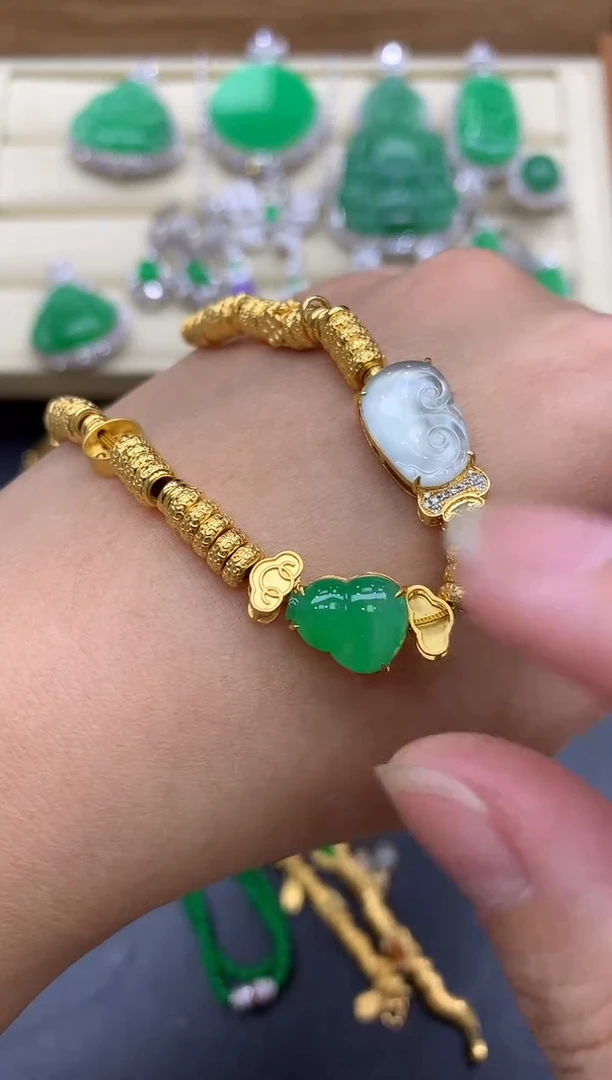 18K金镶嵌手链翡翠541-中国好珍宝