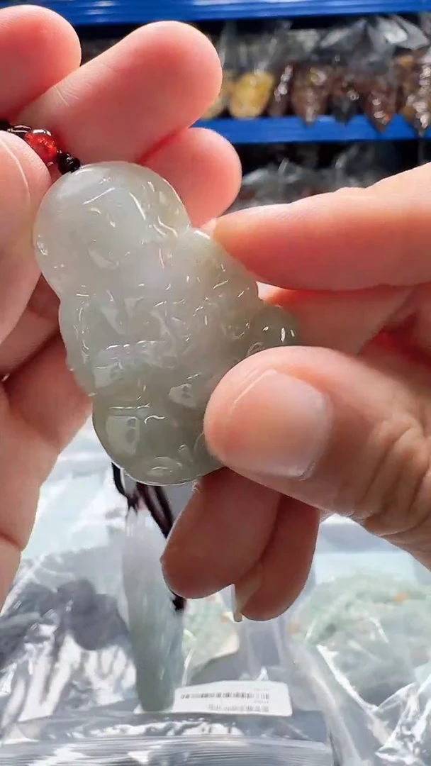 翡翠未镶嵌颈饰007观音