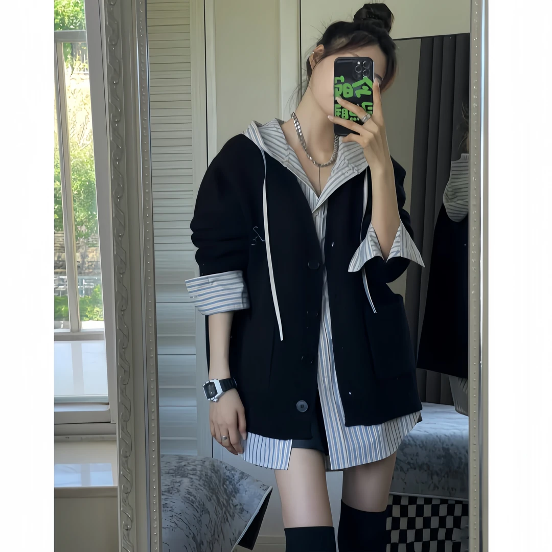 极简风长袖时尚套装绣花A字毛衣+条纹连帽衬衣宽松春秋休闲风韩版