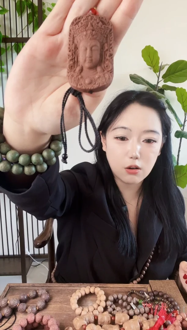 泥塑【参茸观自在】古法合香