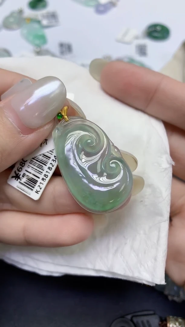 颈饰18K金镶嵌翡翠天然缅甸翡翠A货百元以上9元证书费自理