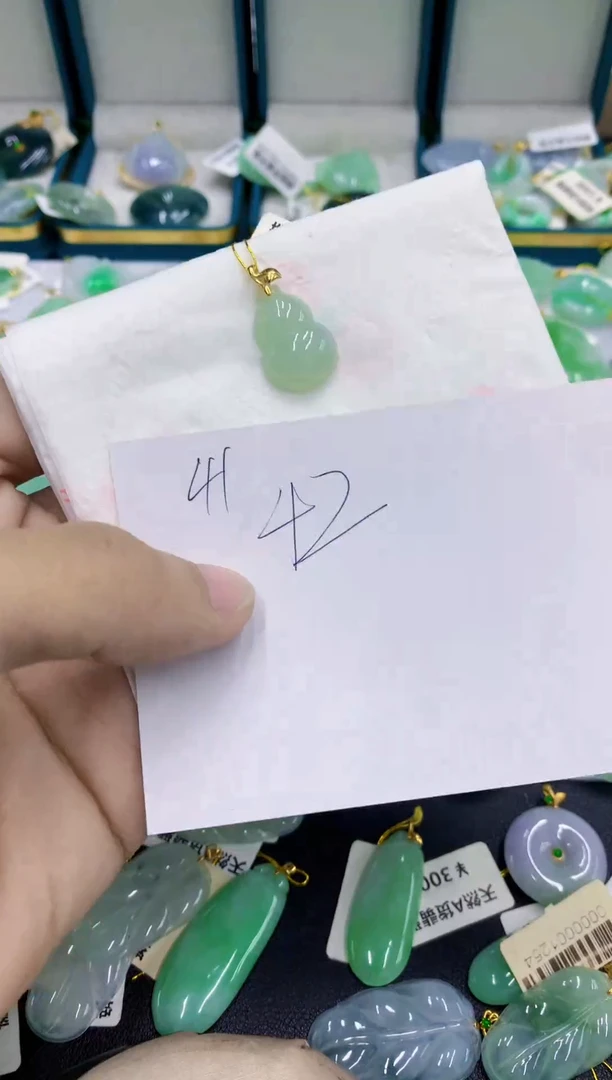 颈饰未镶嵌翡翠11111111