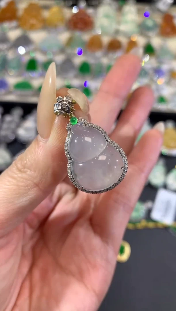 吊坠(不含链)18K金镶嵌翡翠17-葫芦