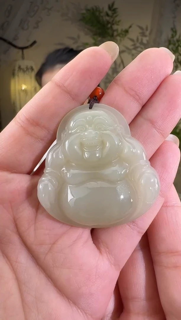 和田玉未镶嵌颈饰45+佛公