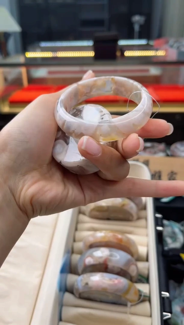 石英质玉手镯未镶嵌53圈口（赠送镯心）3330218