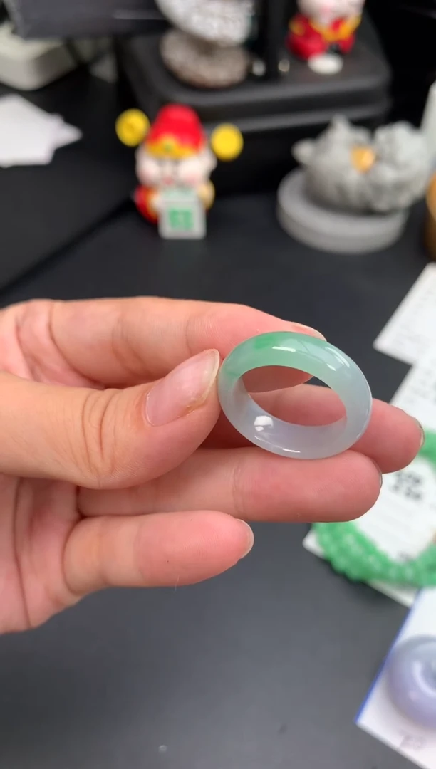 未镶嵌摆件翡翠48小时鉴赏期 退货不扣服务费