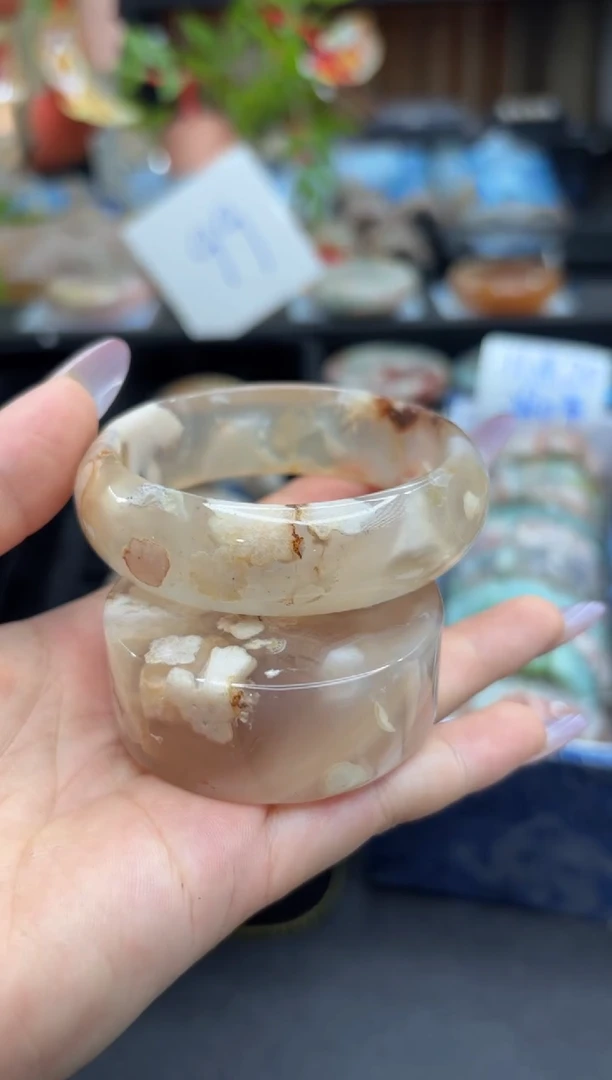 未镶嵌手镯石英质玉A495(54圈赠送镯心)