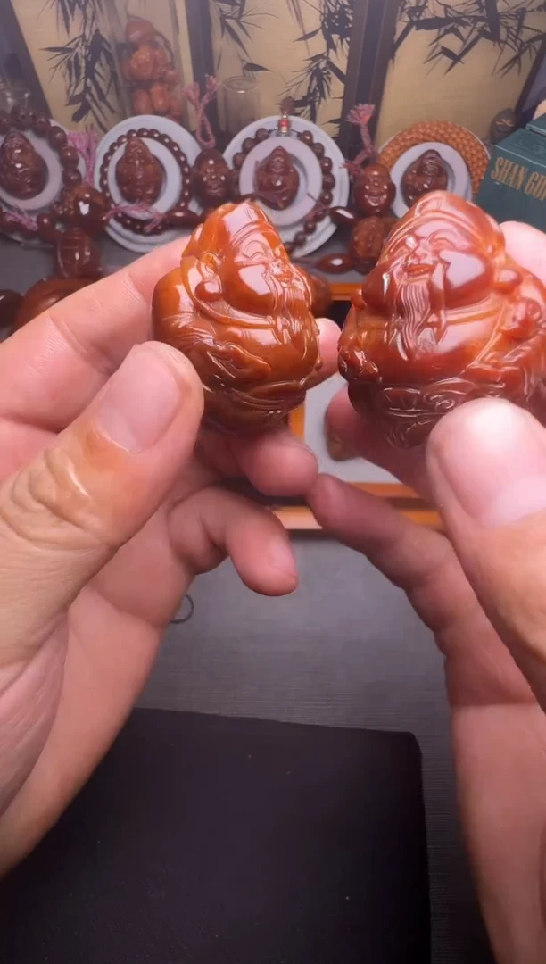 手串橄榄核财神一对