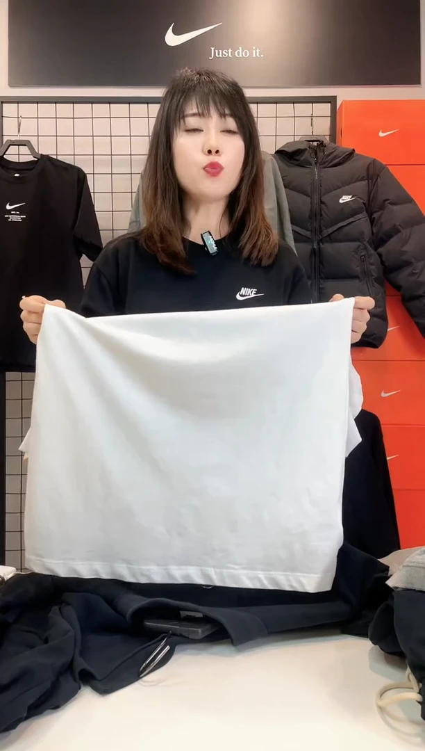 2882 白色纯棉短袖L码 140-160斤  不退换