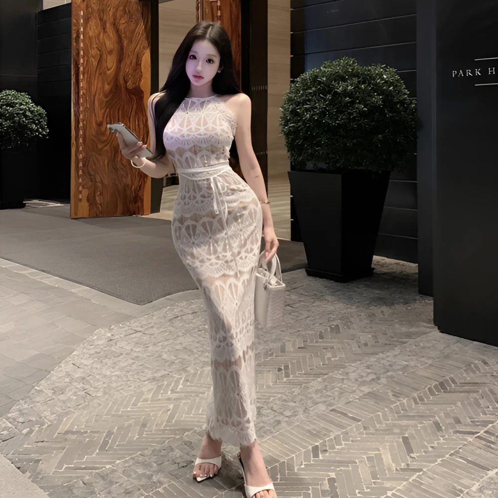 夏季新款法式复古白色高级感气质蕾丝无袖挂脖连衣裙海边度假长裙