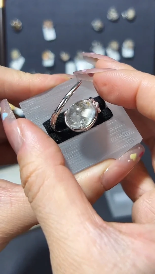 【闪购商品】水晶戒指银S925镶嵌发一（36）