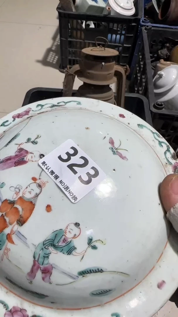 瓷片用****8亿容工艺品323