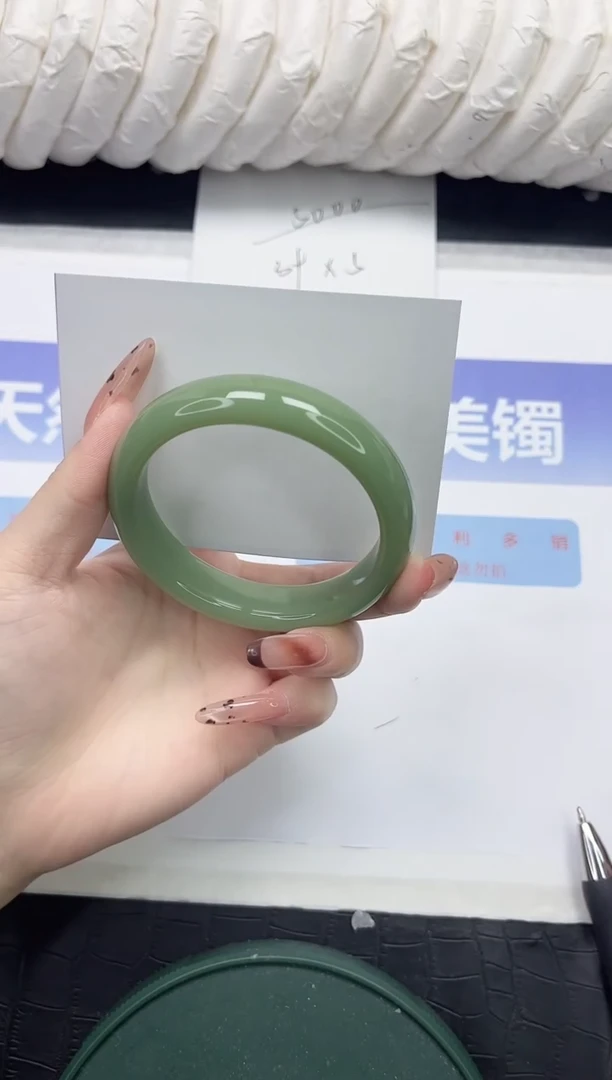 未镶嵌手镯石英质玉53-55