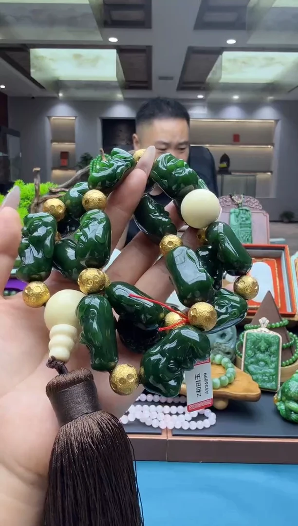 未镶嵌手链和田玉ebqhk