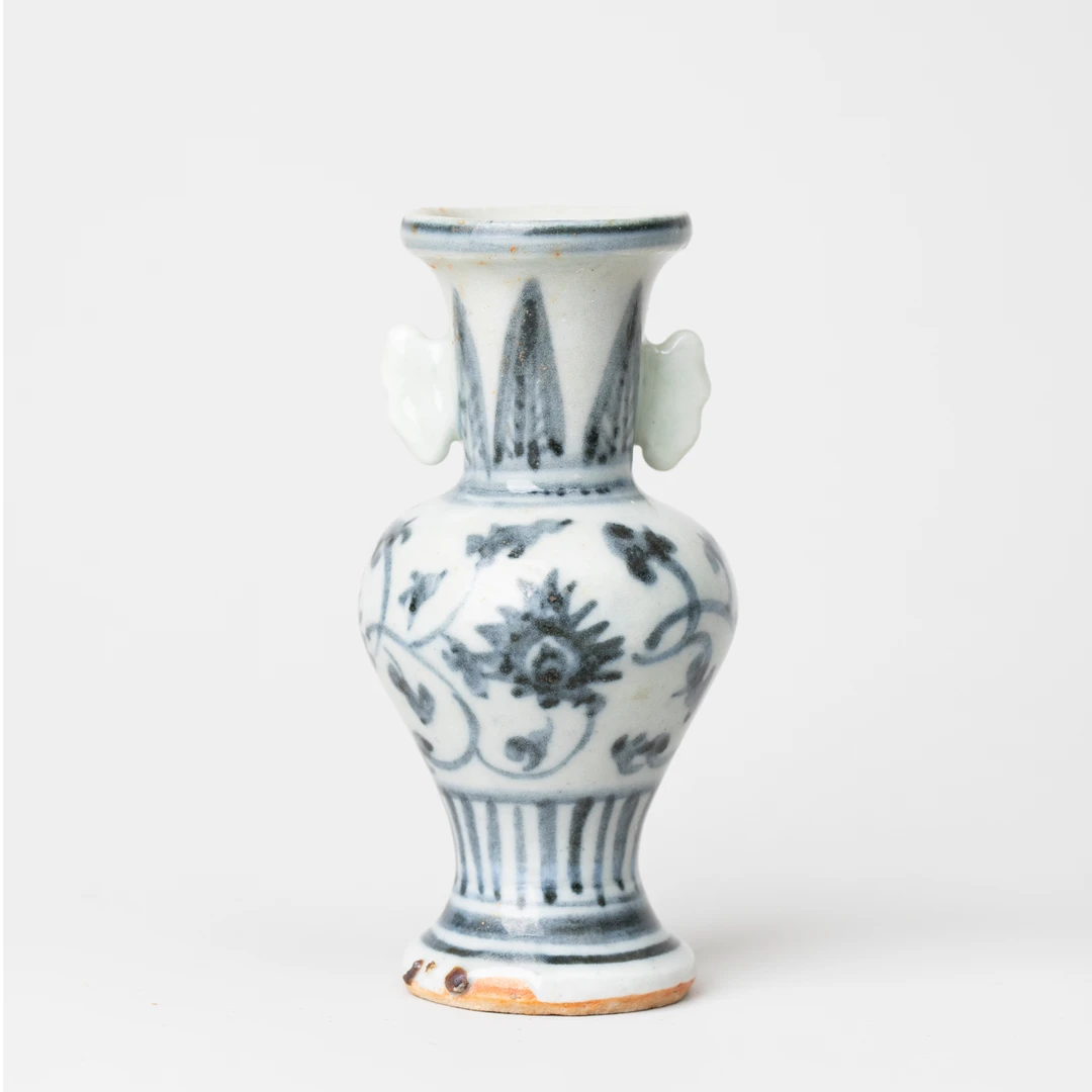 【古董】26、明中期 青花缠枝莲纹灵芝耳盘口瓶