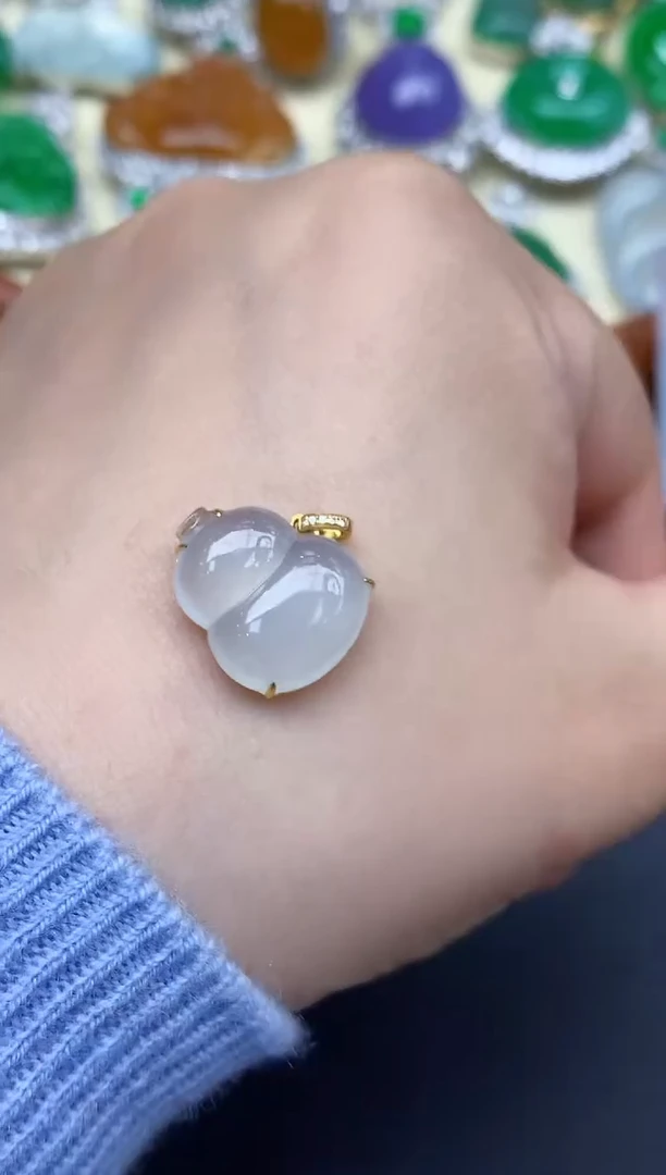 颈饰18K金镶嵌翡翠412-中国好珍宝