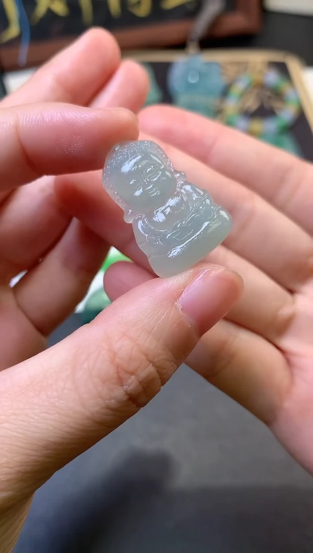 未镶嵌定制翡翠毛货