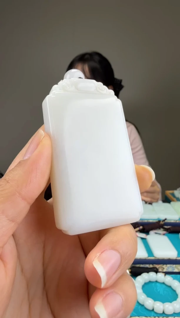 颈饰未镶嵌和田玉11