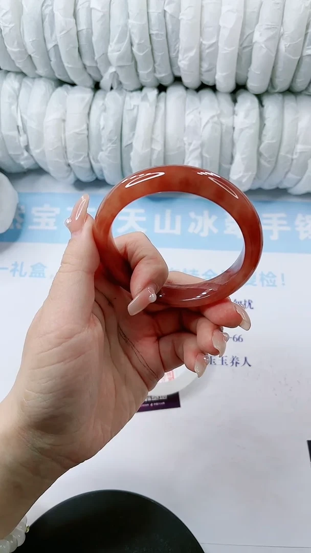 【闪购商品】石英质玉手镯未镶嵌多样性发货L59