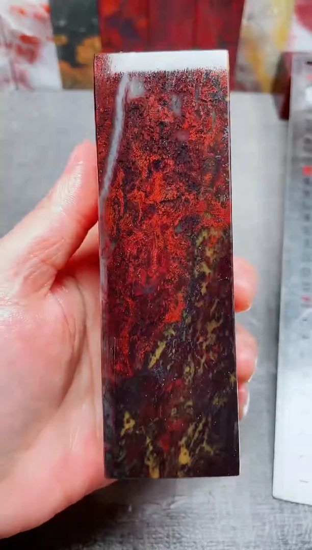玉桂林鸡血玉素章4*4艳红16