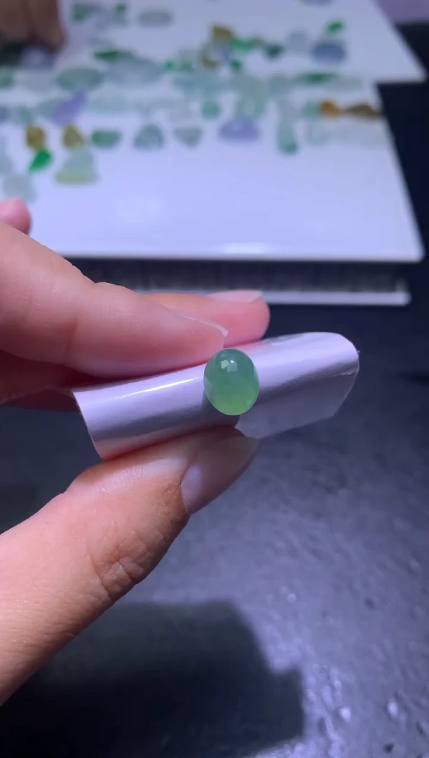 未镶嵌定制翡翠毛货